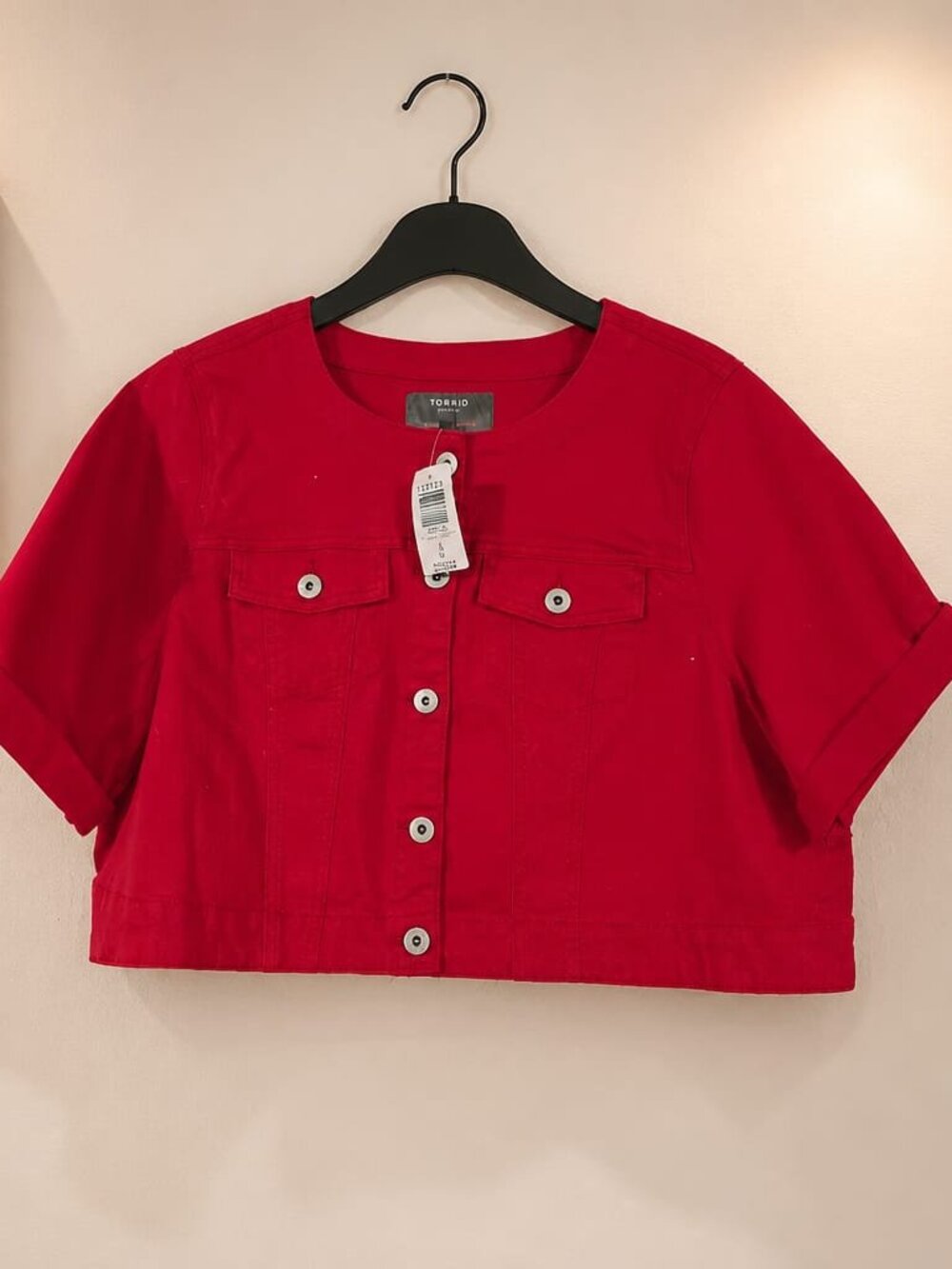 🍒 Torrid Vibrant Red Cropped Short-Sleeve Denim Jacket